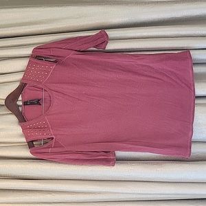 Seven 7 For All Mankind top red drop shoulder 2/3 sleeve gold studded shouldr